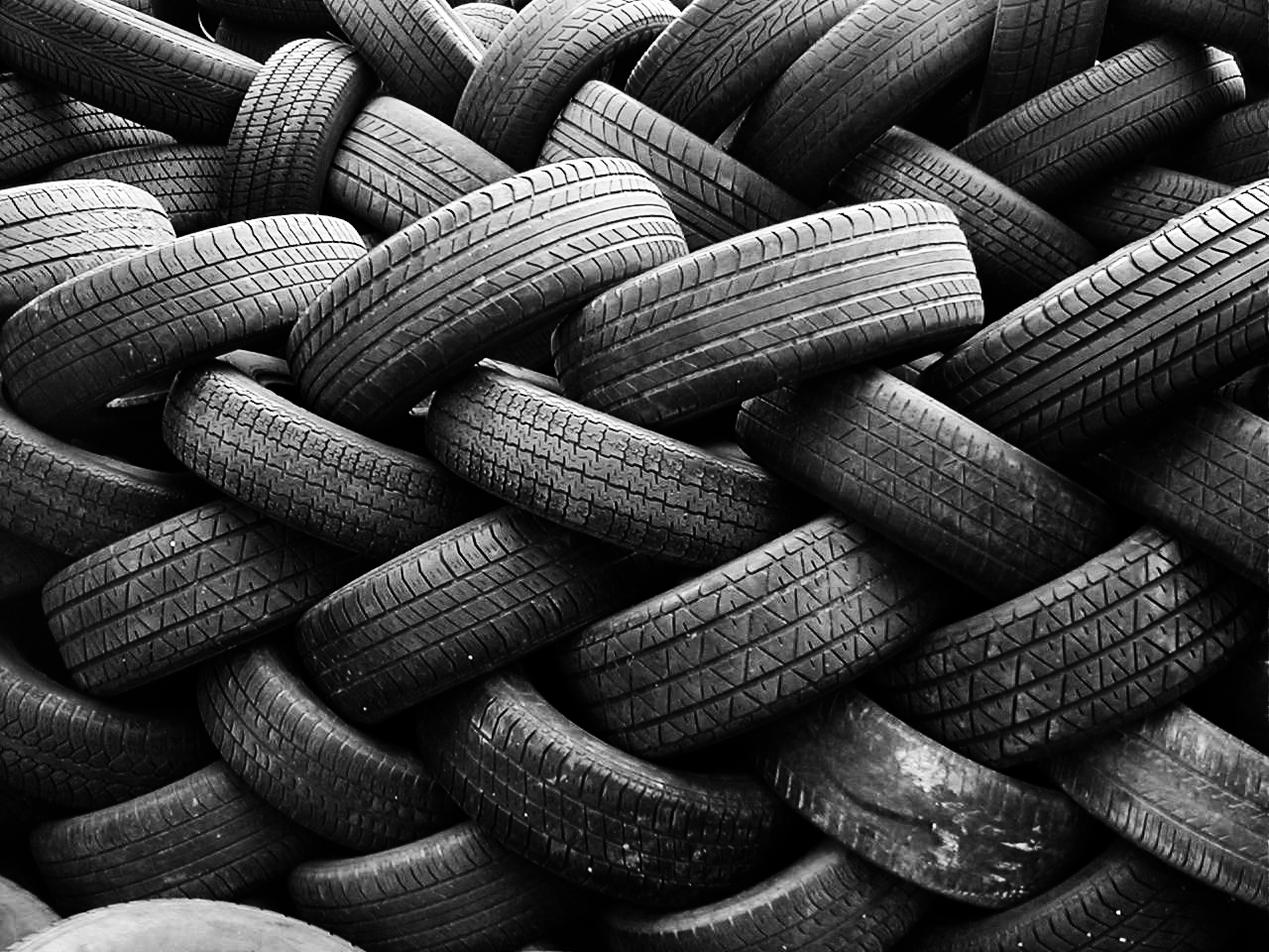 Inspectors monitor the quality of tyres imported